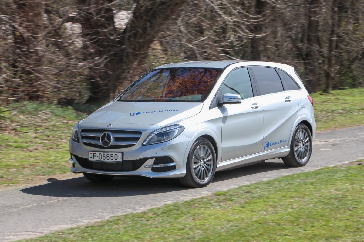 MERCEDES-BENZ