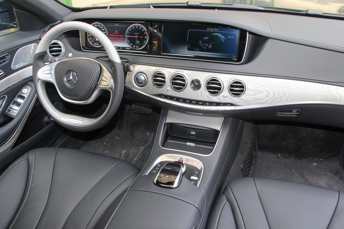 MERCEDES-BENZ