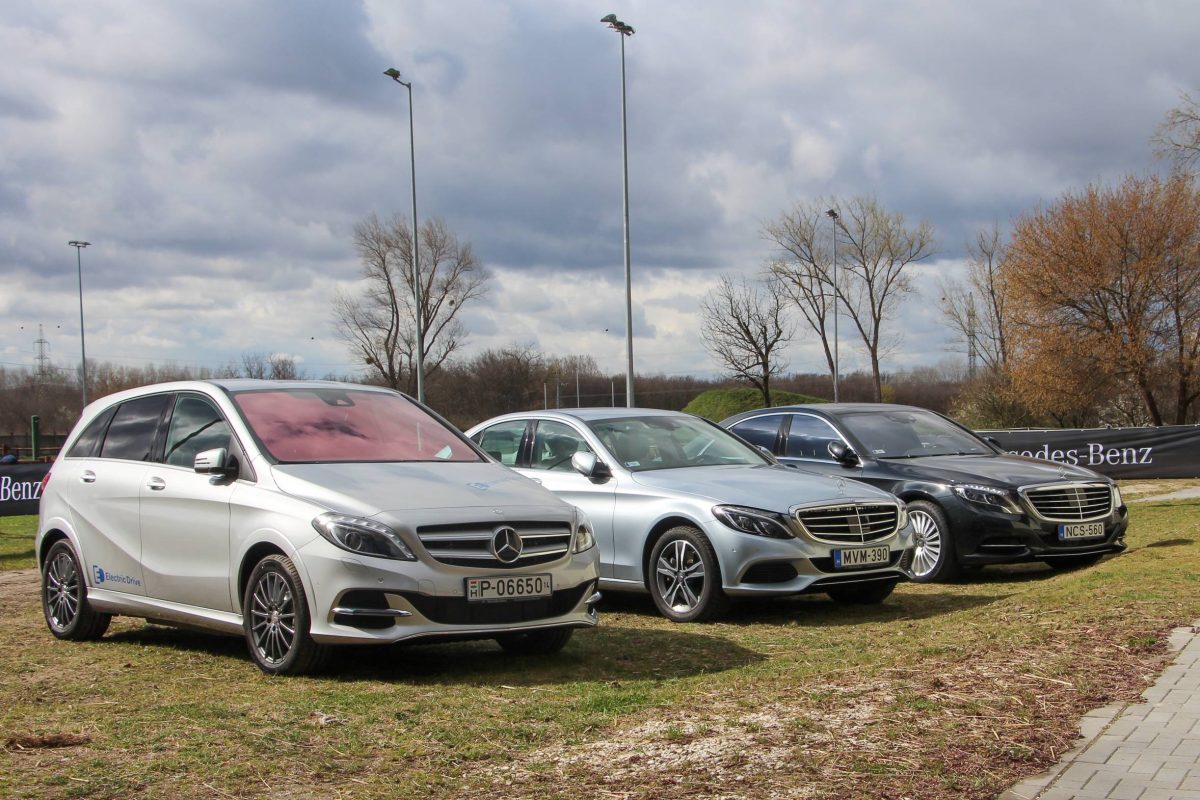 MERCEDES-BENZ