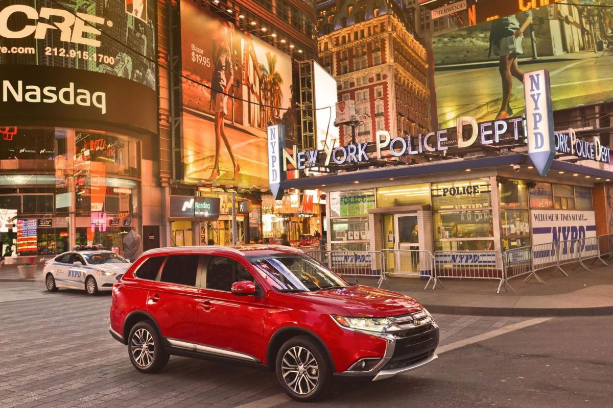 MITSUBISHI OUTLANDER