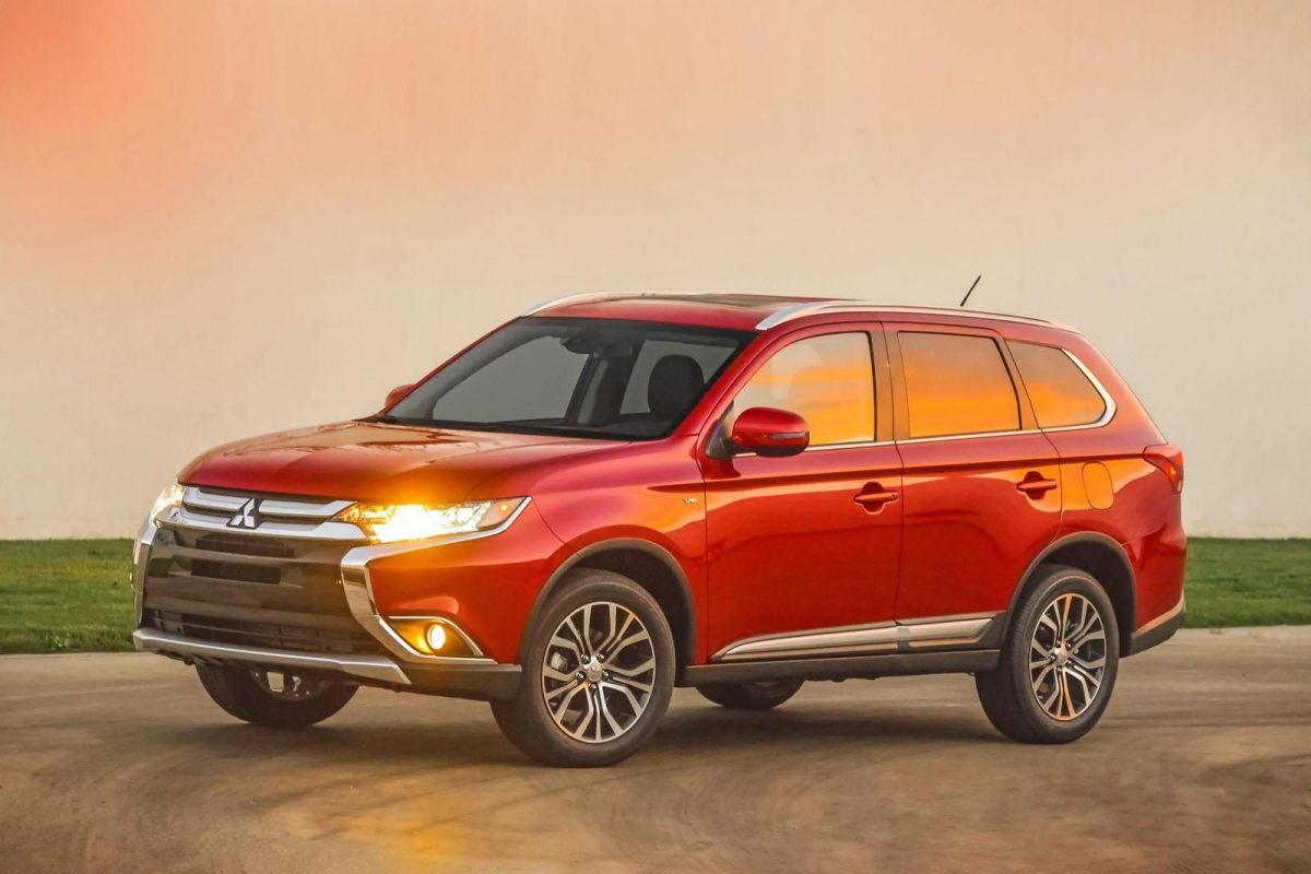 MITSUBISHI OUTLANDER