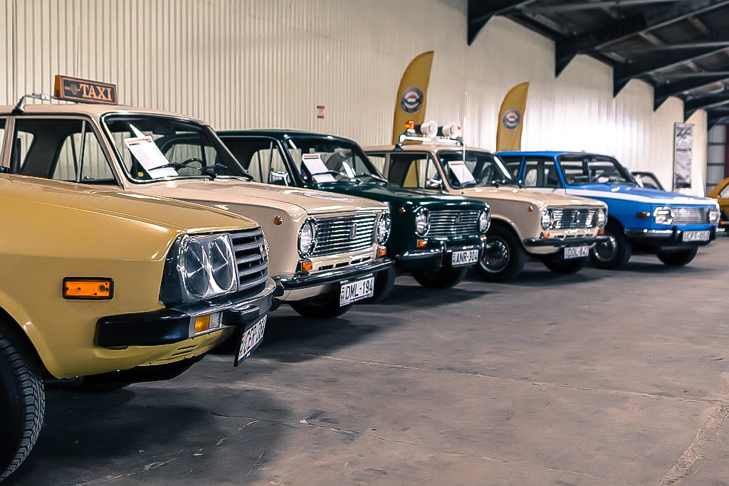 LADA