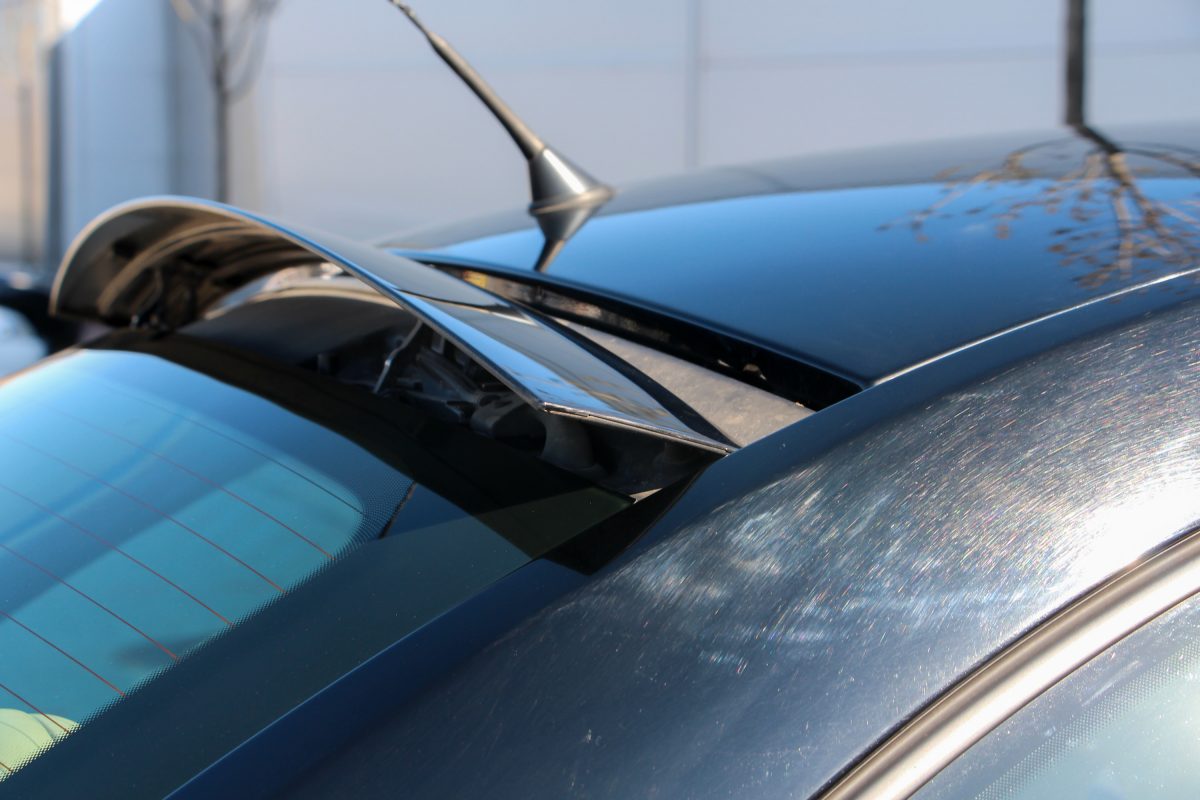 VOLKSWAGEN NEW BEETLE