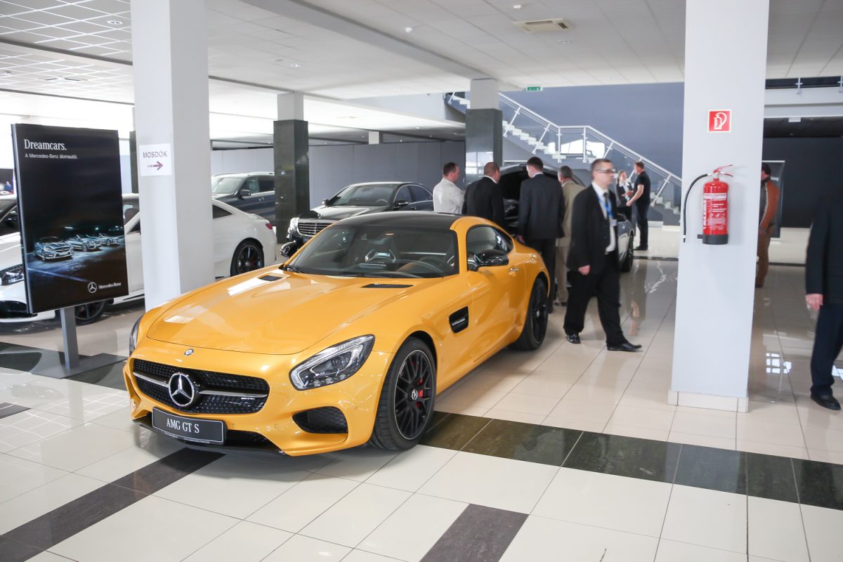 MERCEDES-BENZ