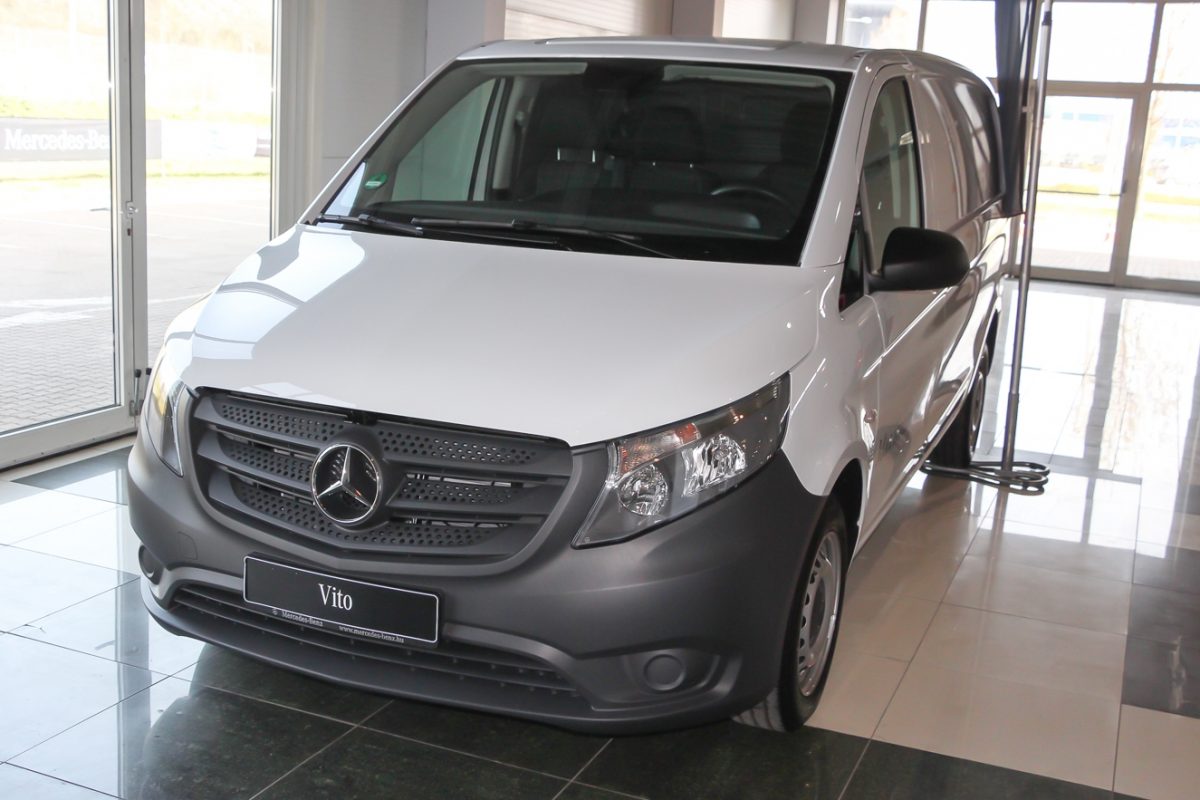 MERCEDES-BENZ