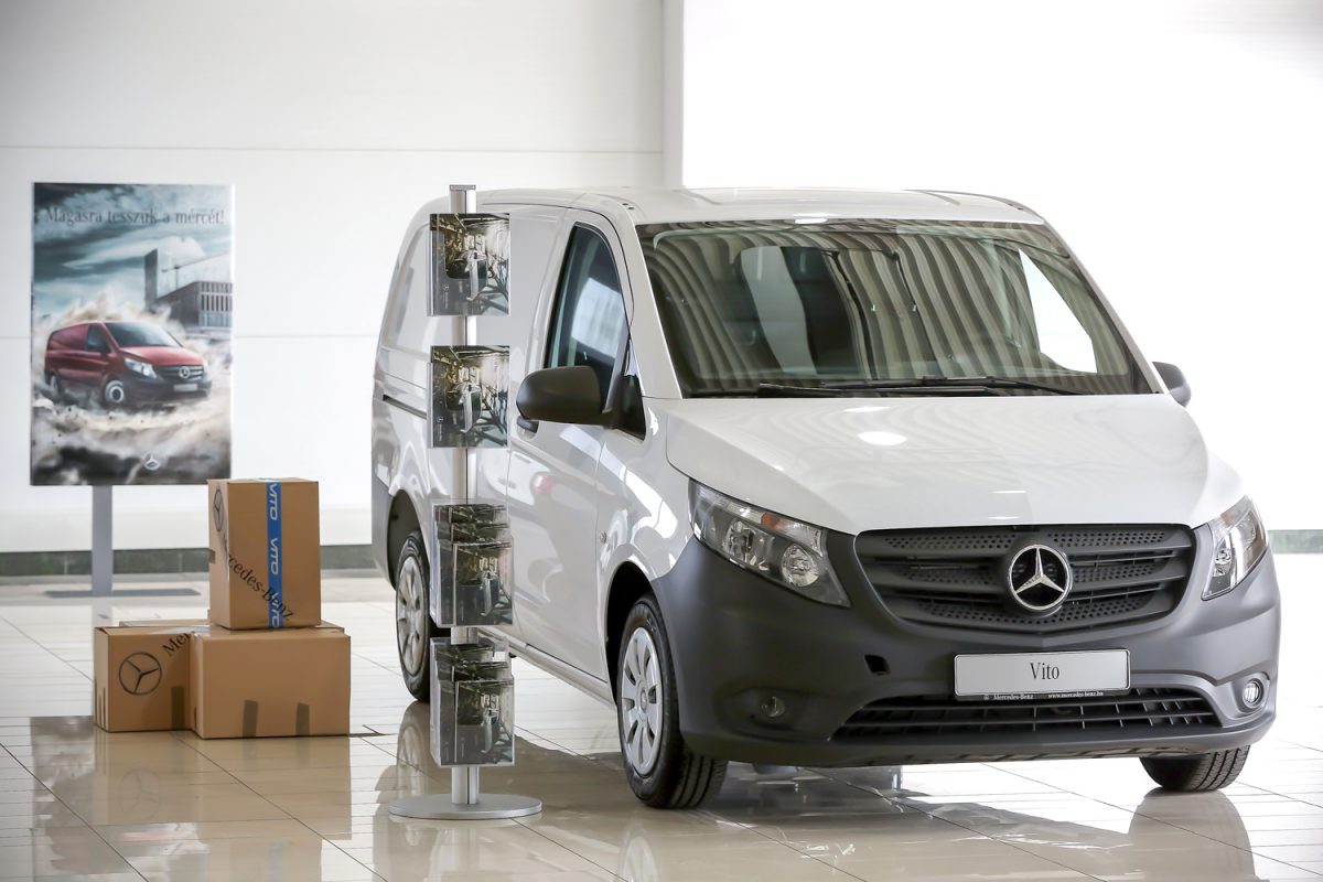 MERCEDES-BENZ
