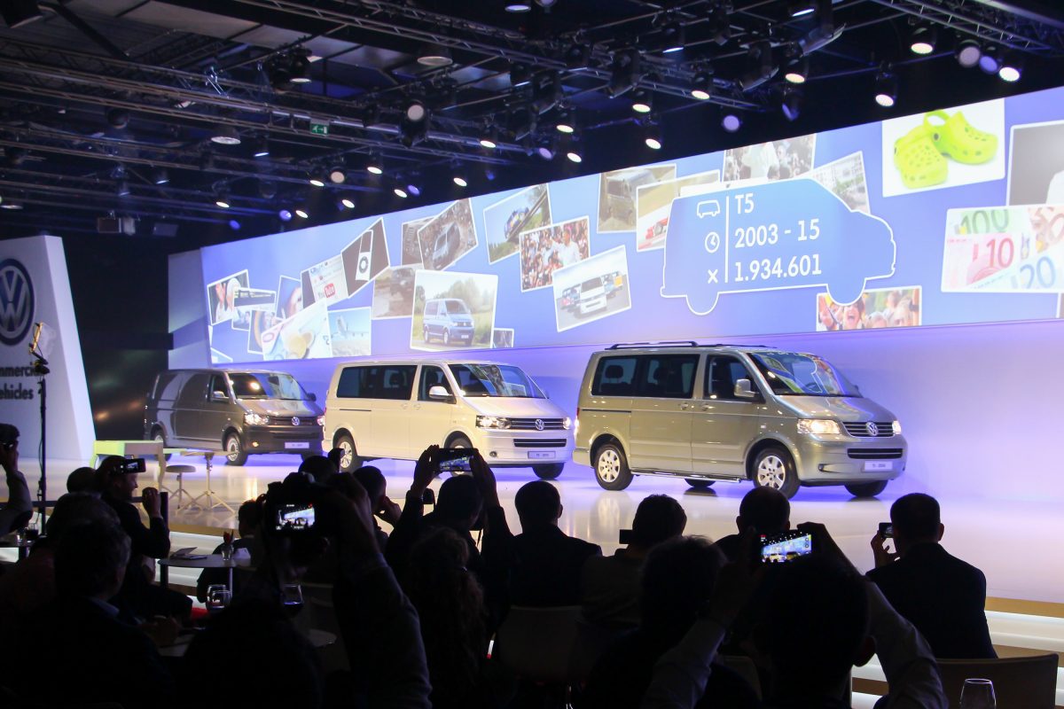 VOLKSWAGEN TRANSPORTER