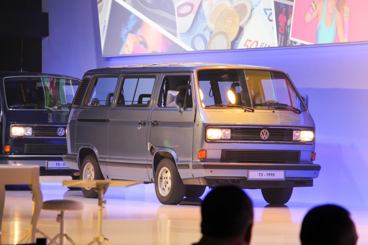 VOLKSWAGEN TRANSPORTER
