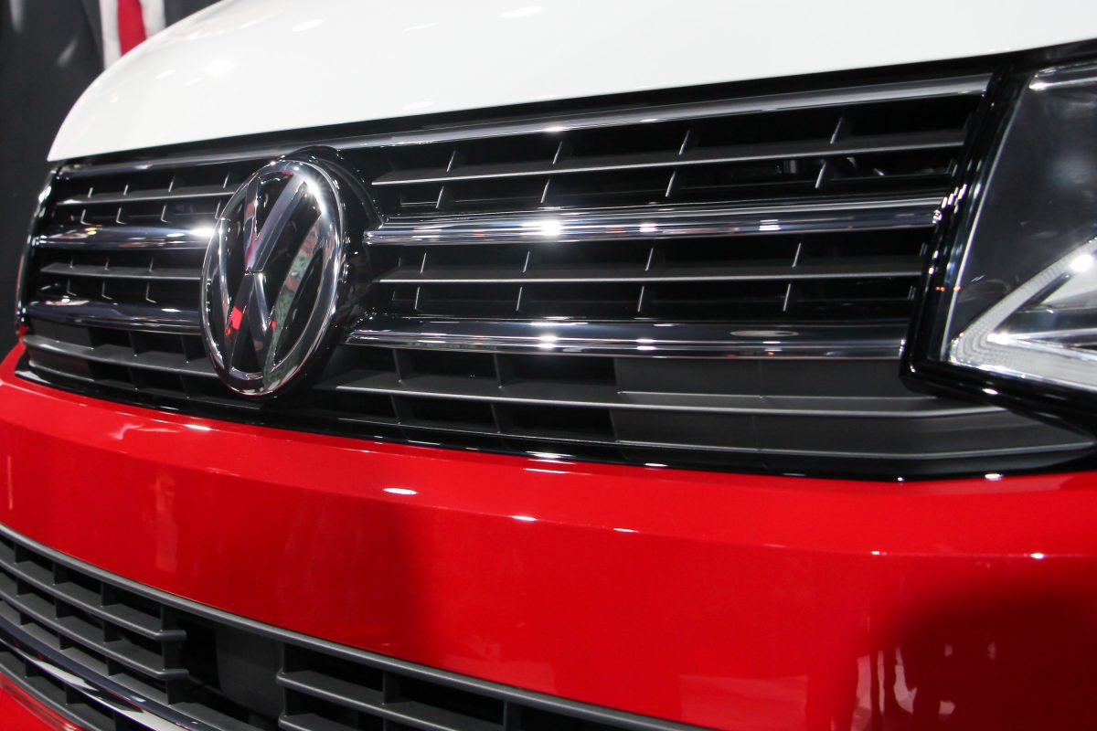 VOLKSWAGEN TRANSPORTER