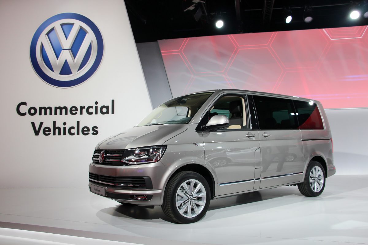 VOLKSWAGEN TRANSPORTER