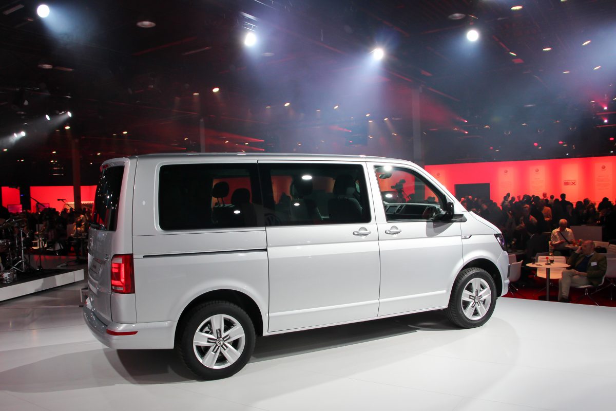 VOLKSWAGEN TRANSPORTER
