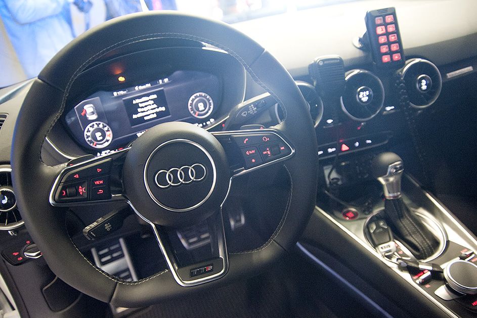 AUDI