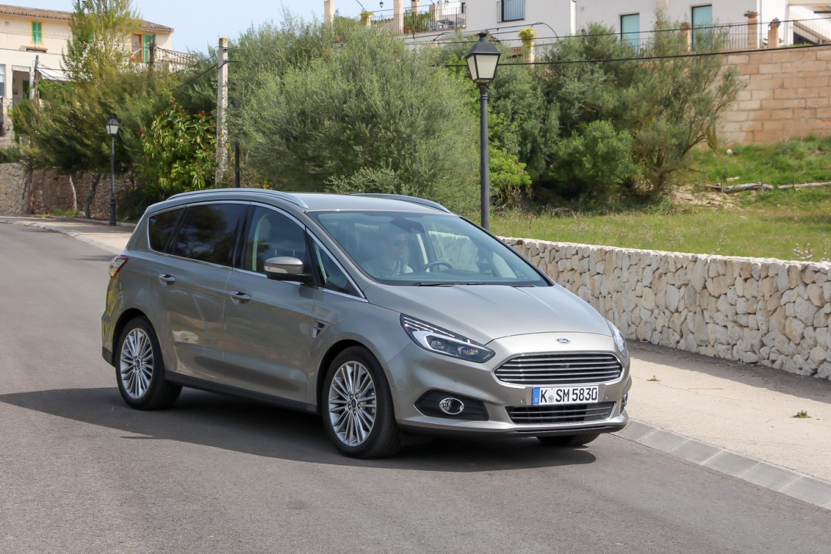 FORD