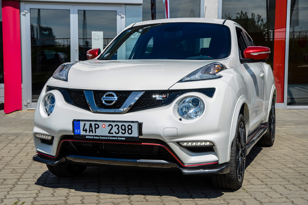 NISSAN