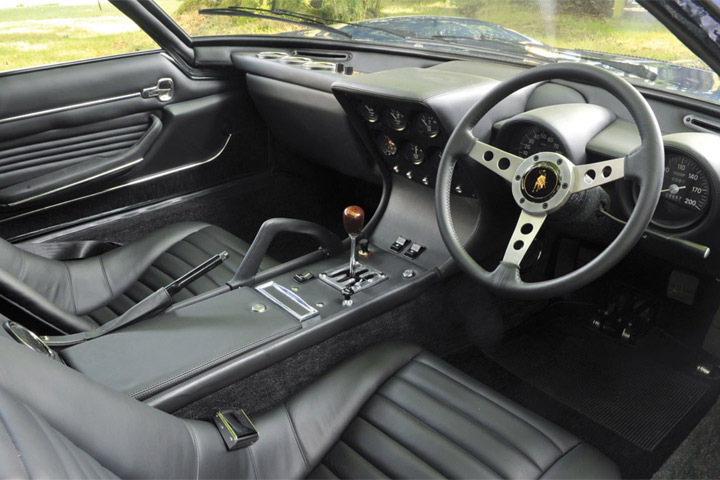 LAMBORGHINI