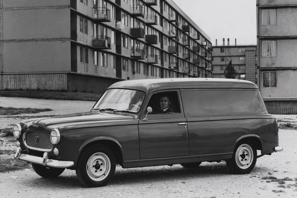 PEUGEOT