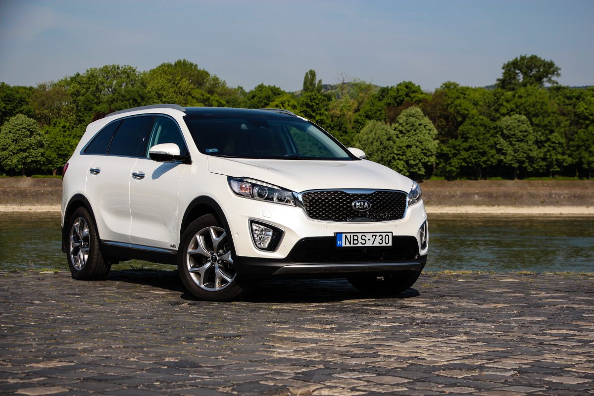 KIA SORENTO
