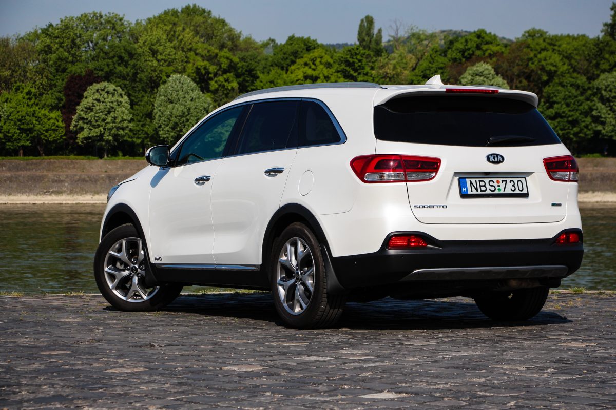 KIA SORENTO