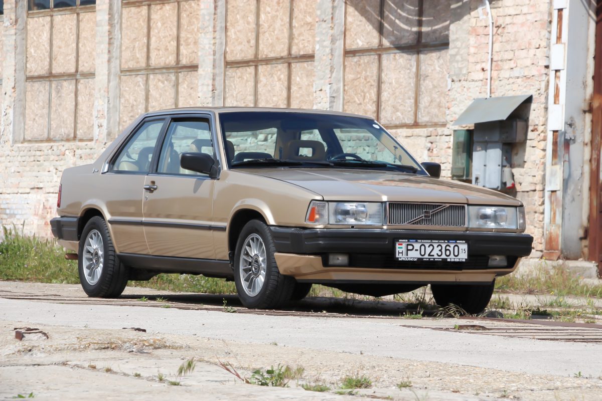 VOLVO