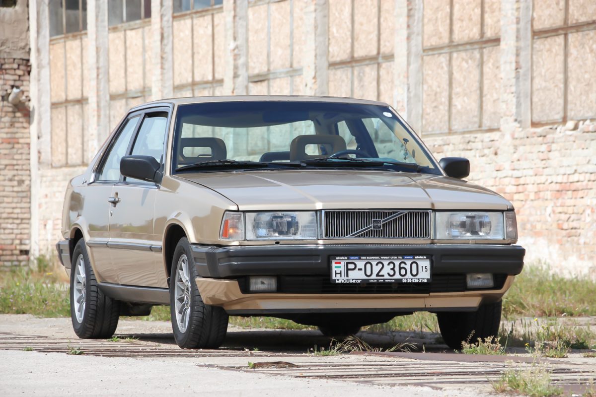 VOLVO