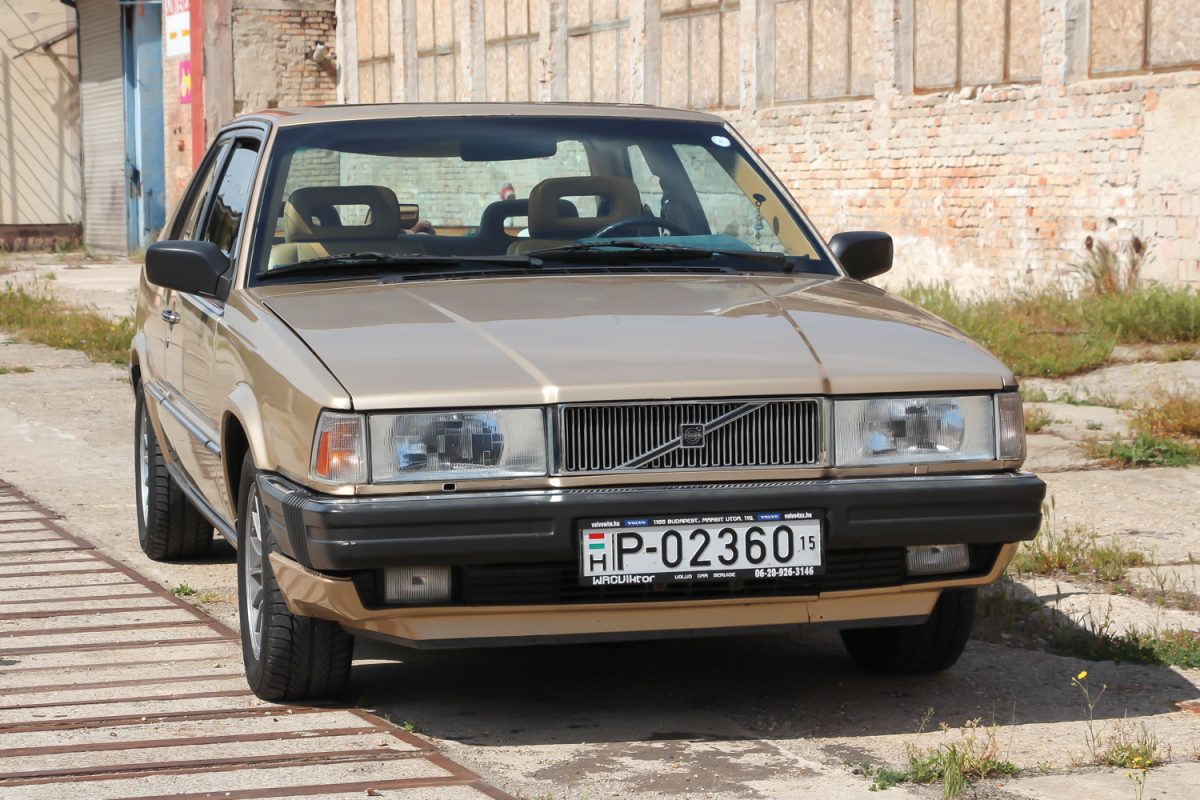 VOLVO