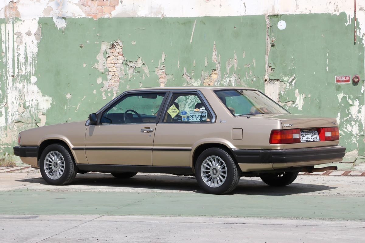 VOLVO
