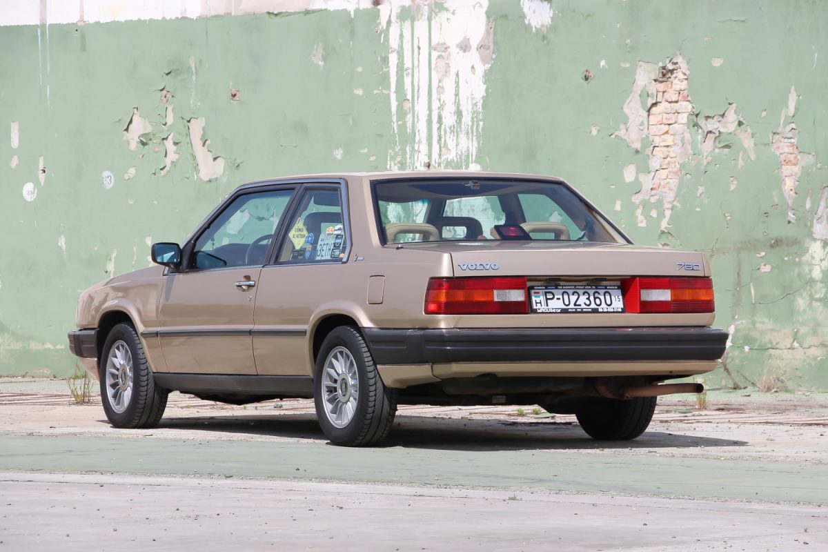 VOLVO
