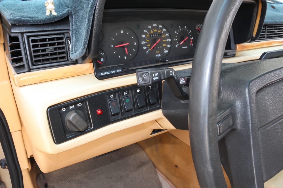 VOLVO