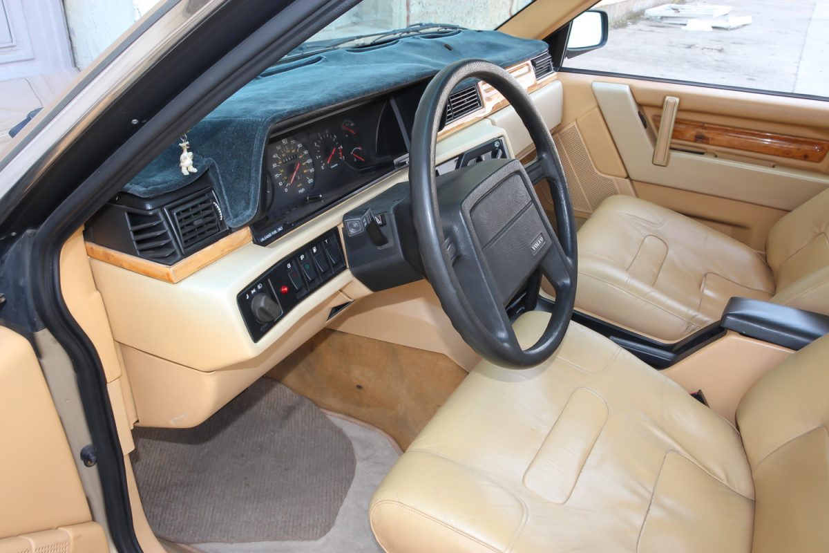 VOLVO