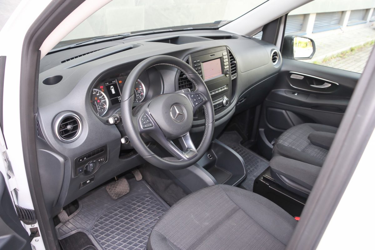 MERCEDES-BENZ