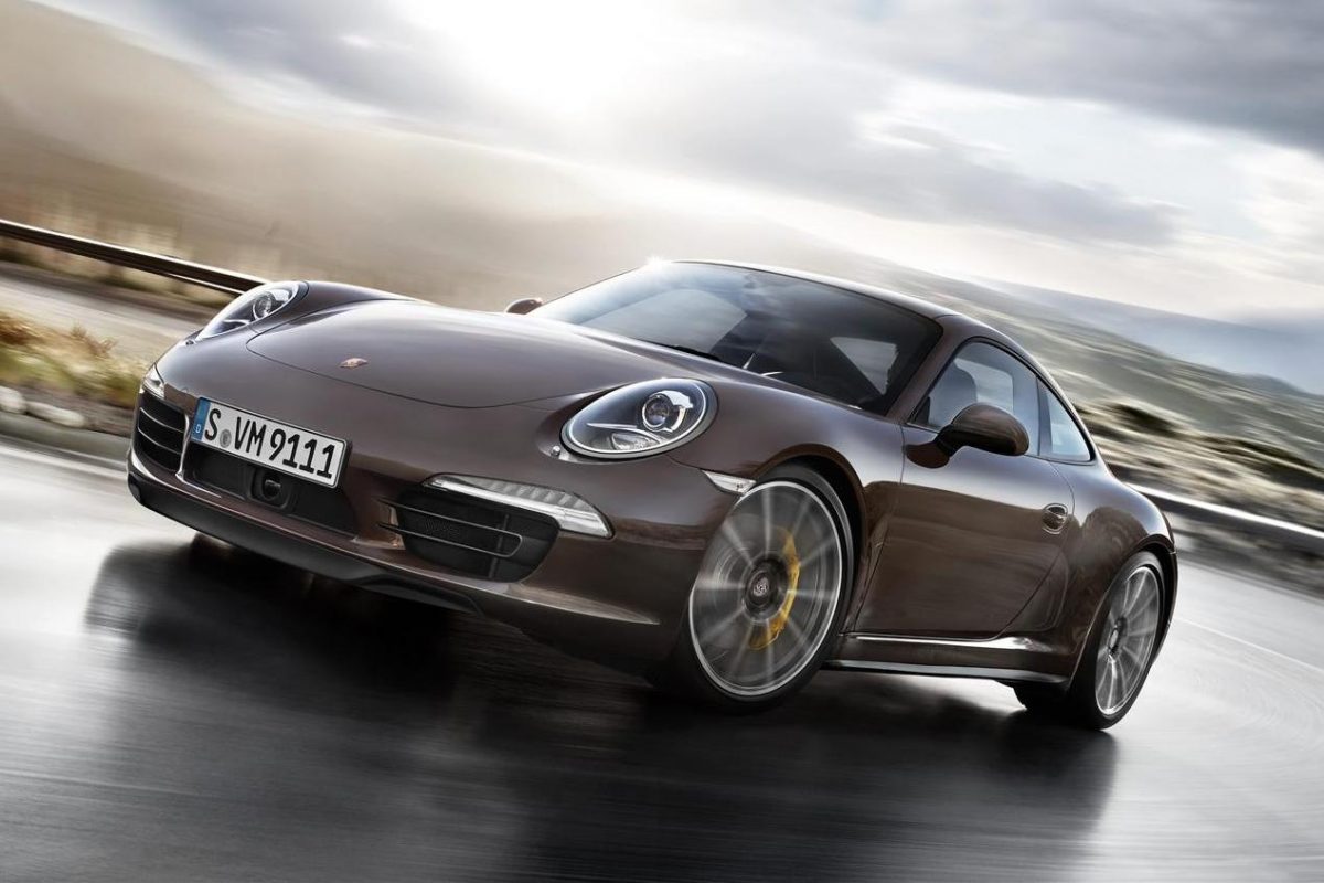 PORSCHE