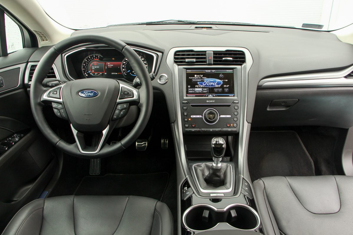 FORD MONDEO