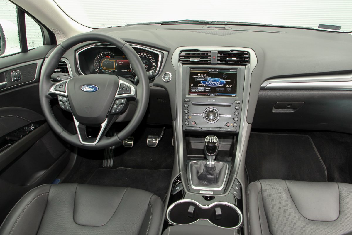 FORD MONDEO