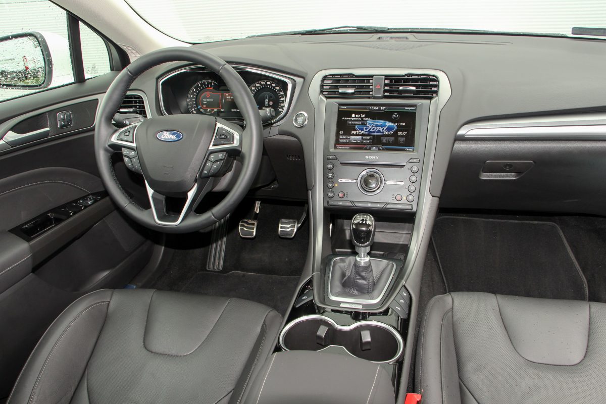 FORD MONDEO