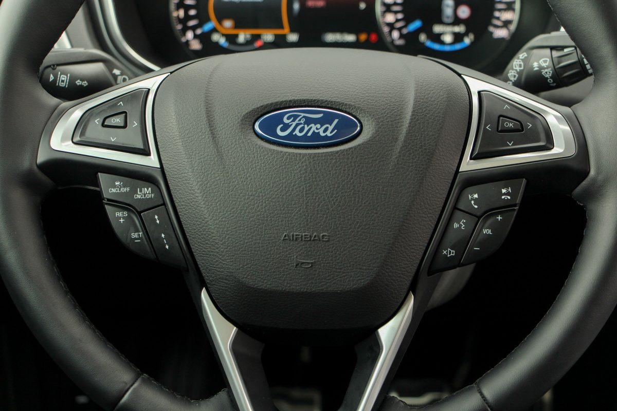 FORD MONDEO