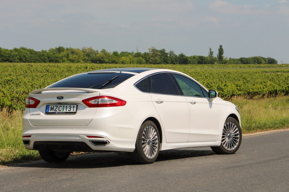 FORD MONDEO