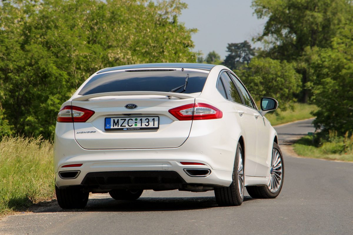 FORD MONDEO