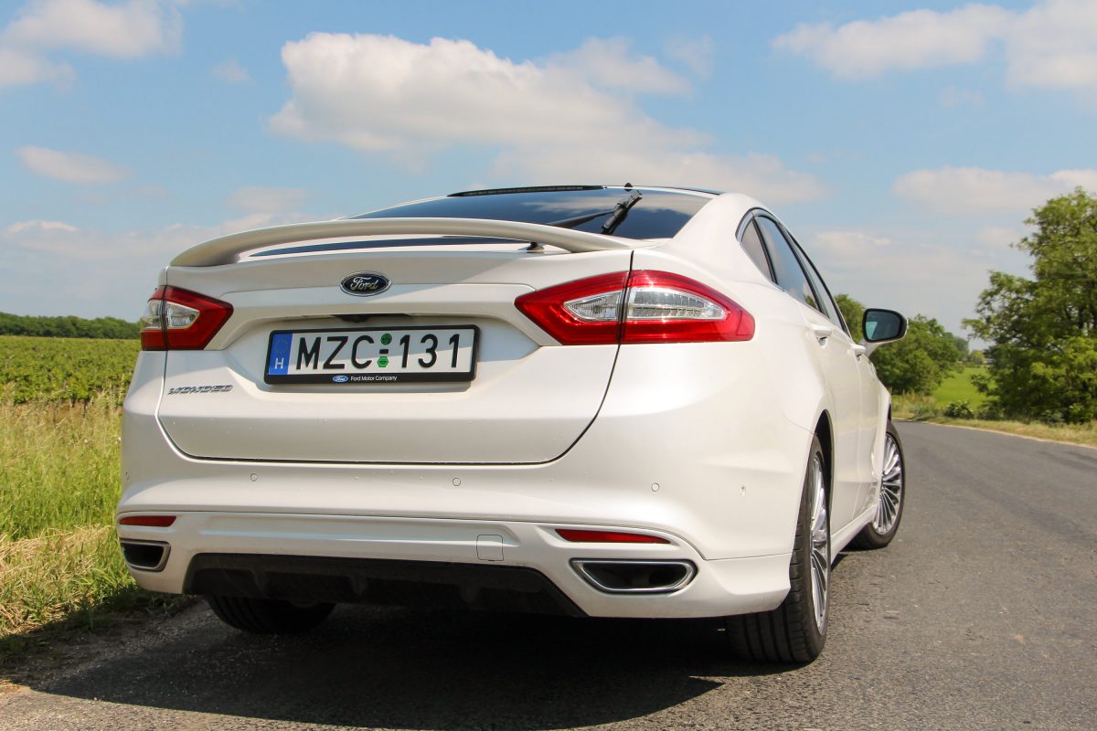 FORD MONDEO