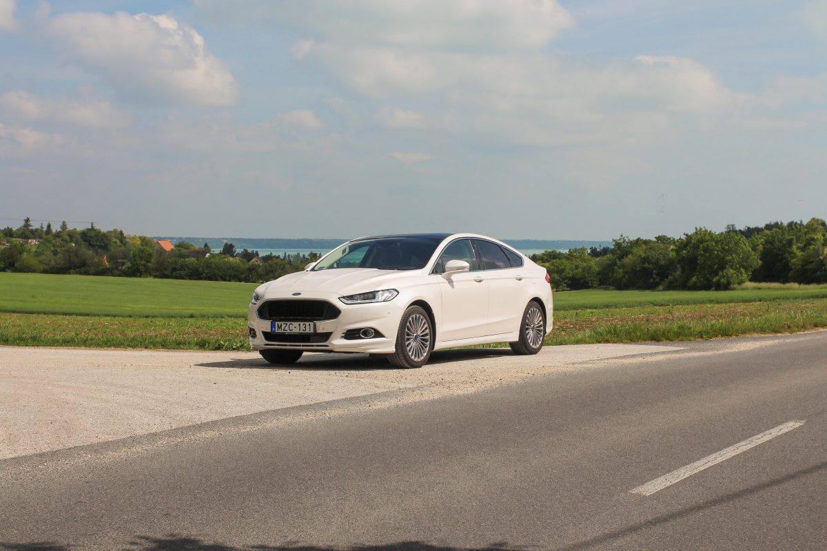 FORD MONDEO