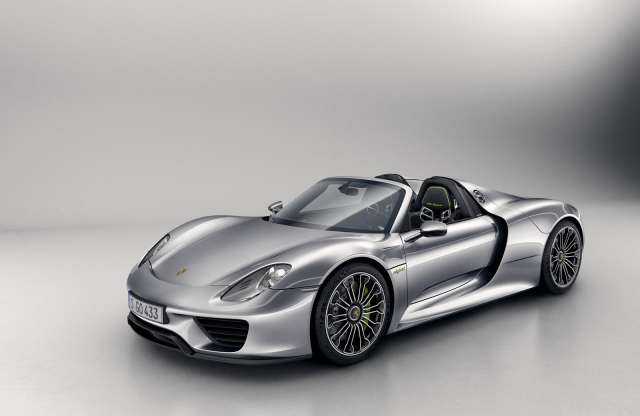 Így gyártják a Porsche szupersportautóját