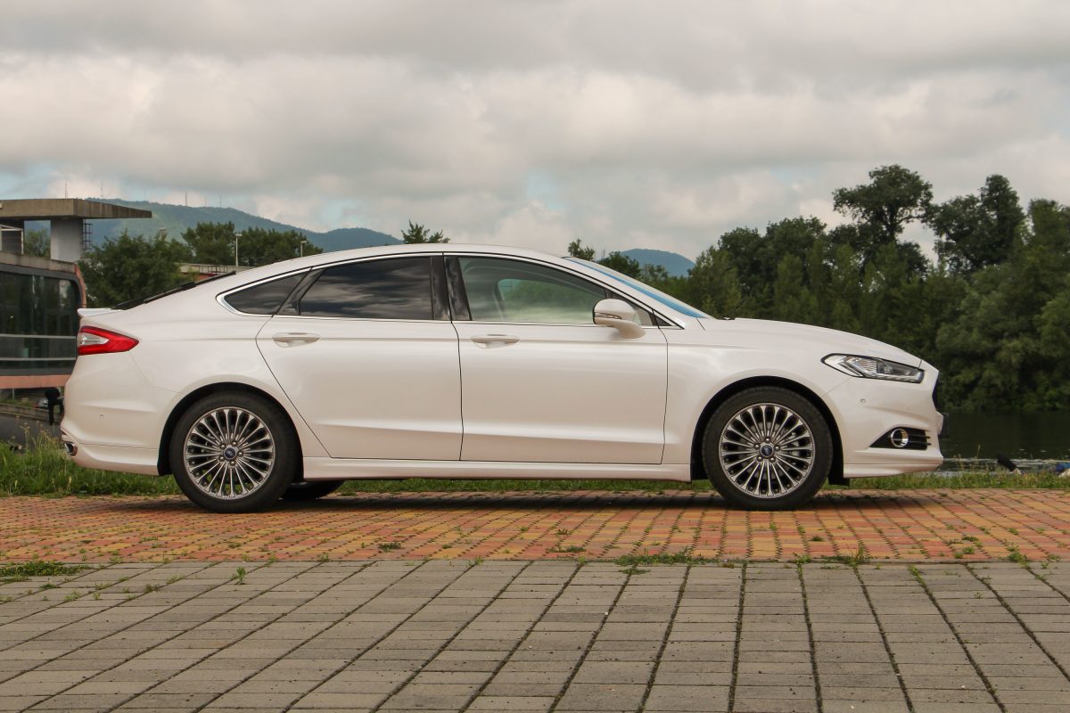 FORD MONDEO