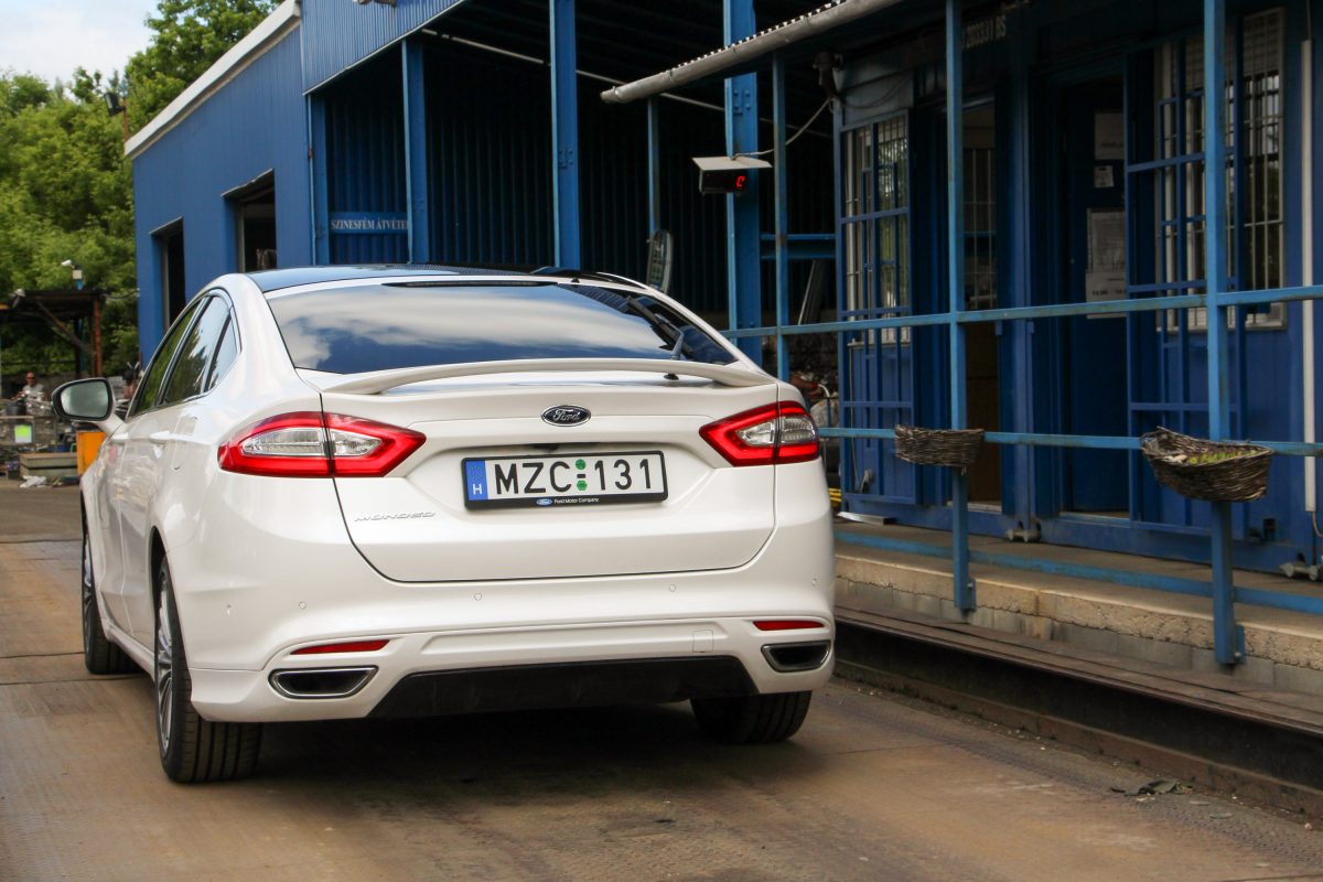 FORD MONDEO