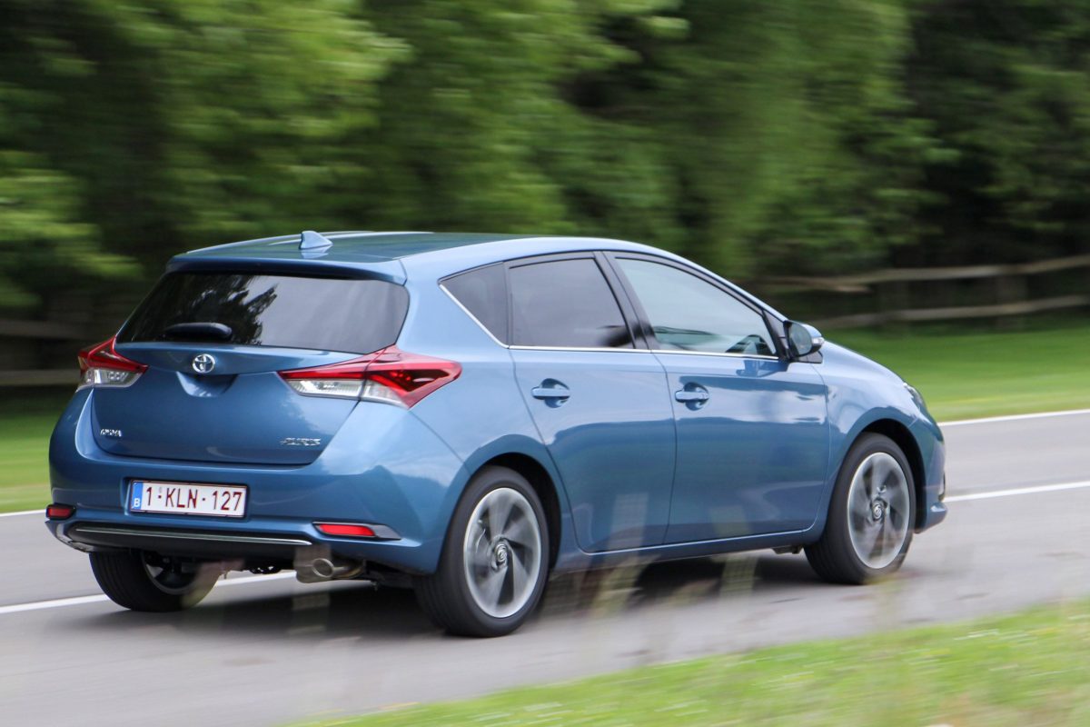 TOYOTA AURIS