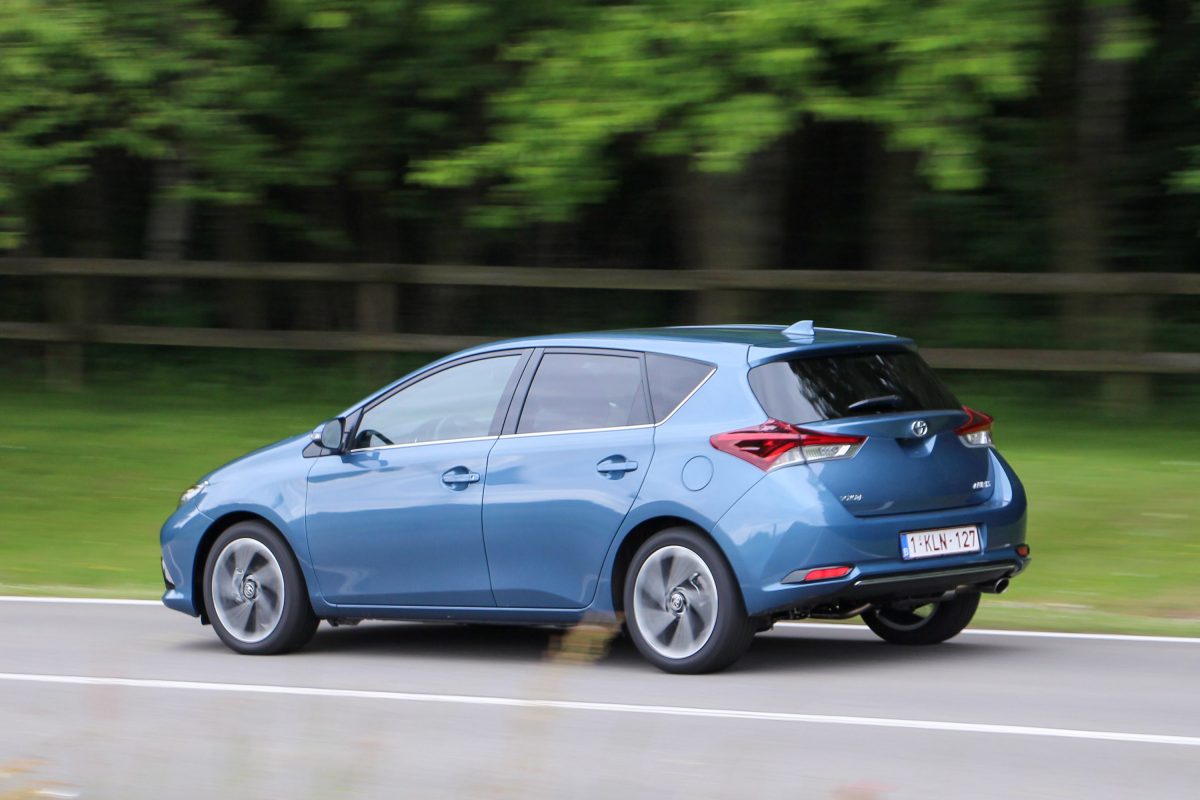 TOYOTA AURIS