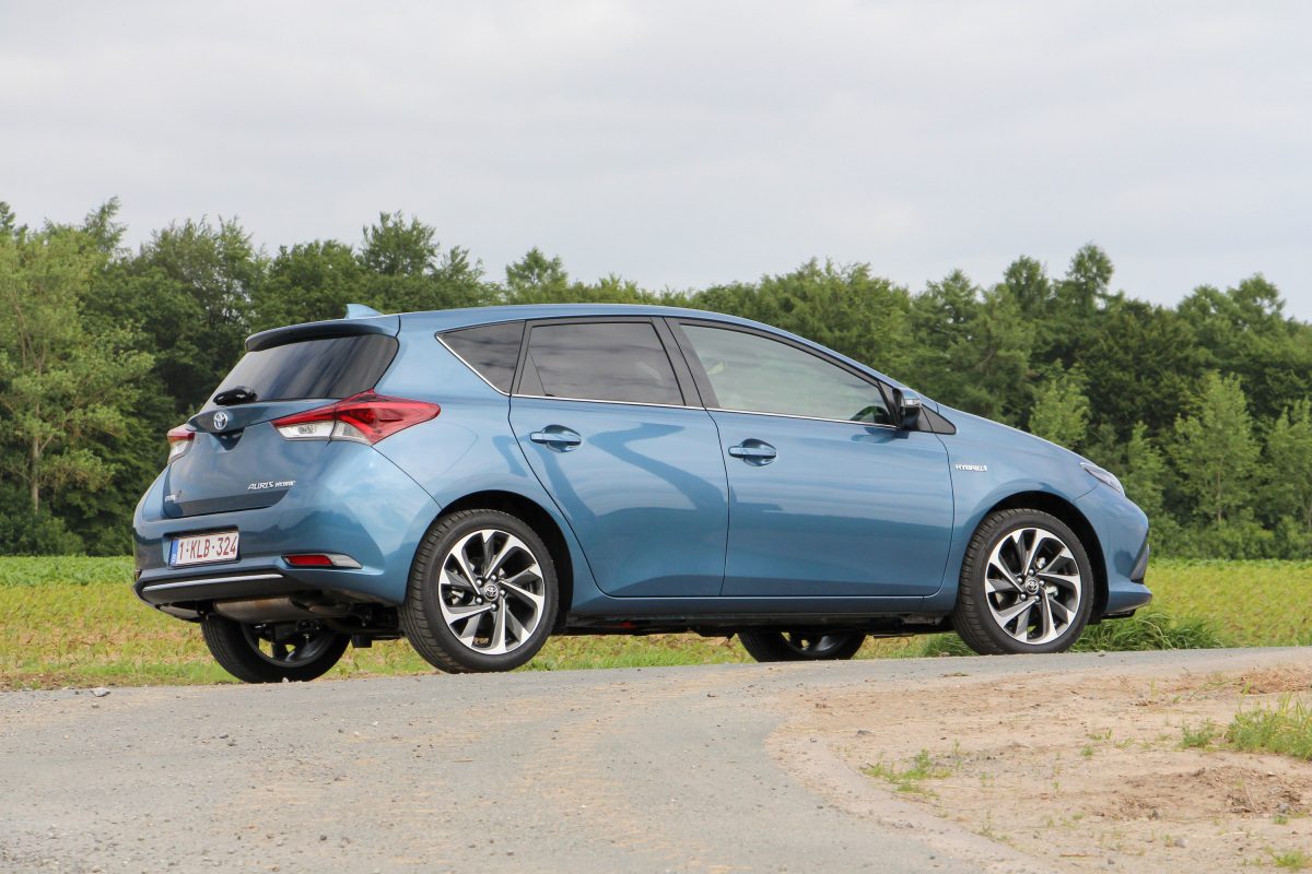 TOYOTA AURIS