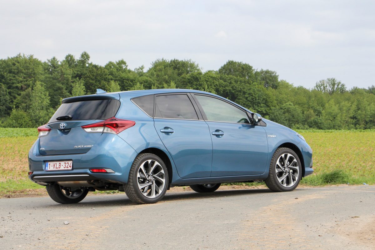 TOYOTA AURIS