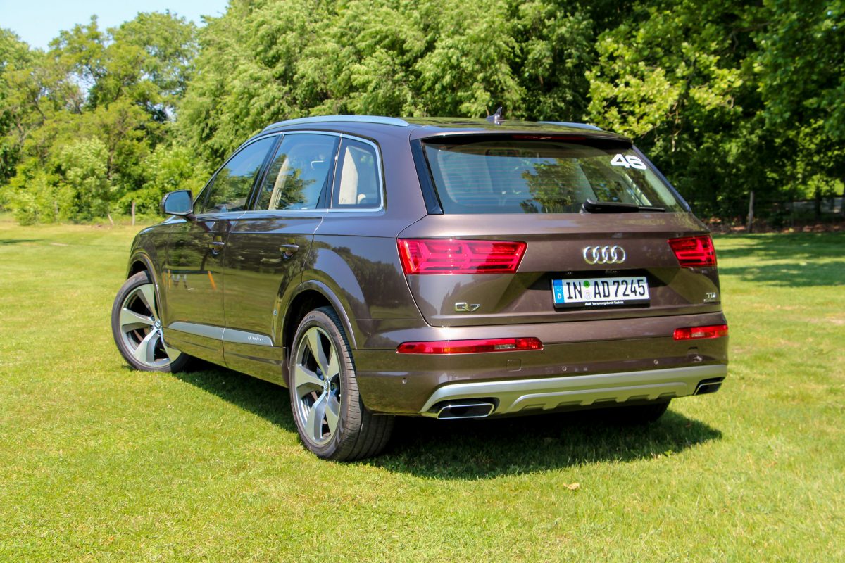 AUDI Q7