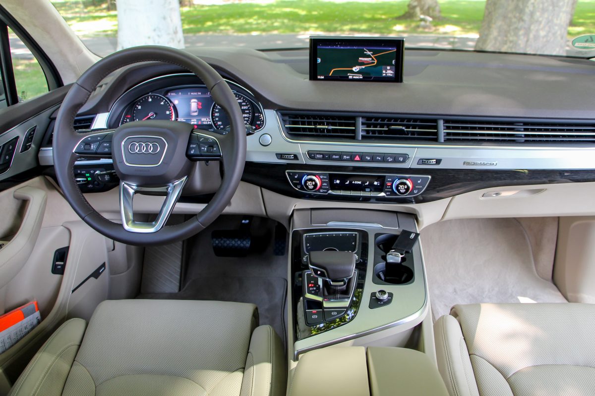 AUDI Q7