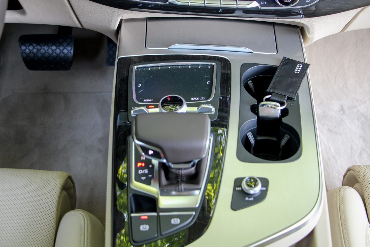 AUDI Q7