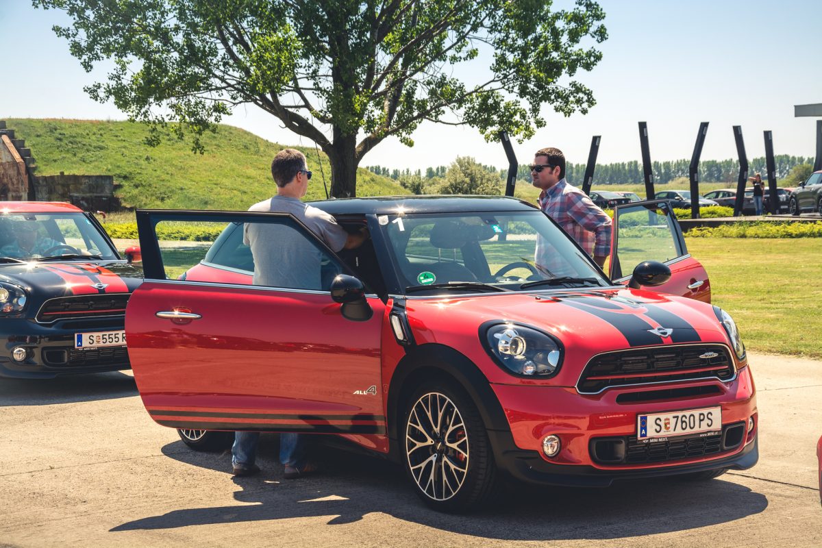 MINI